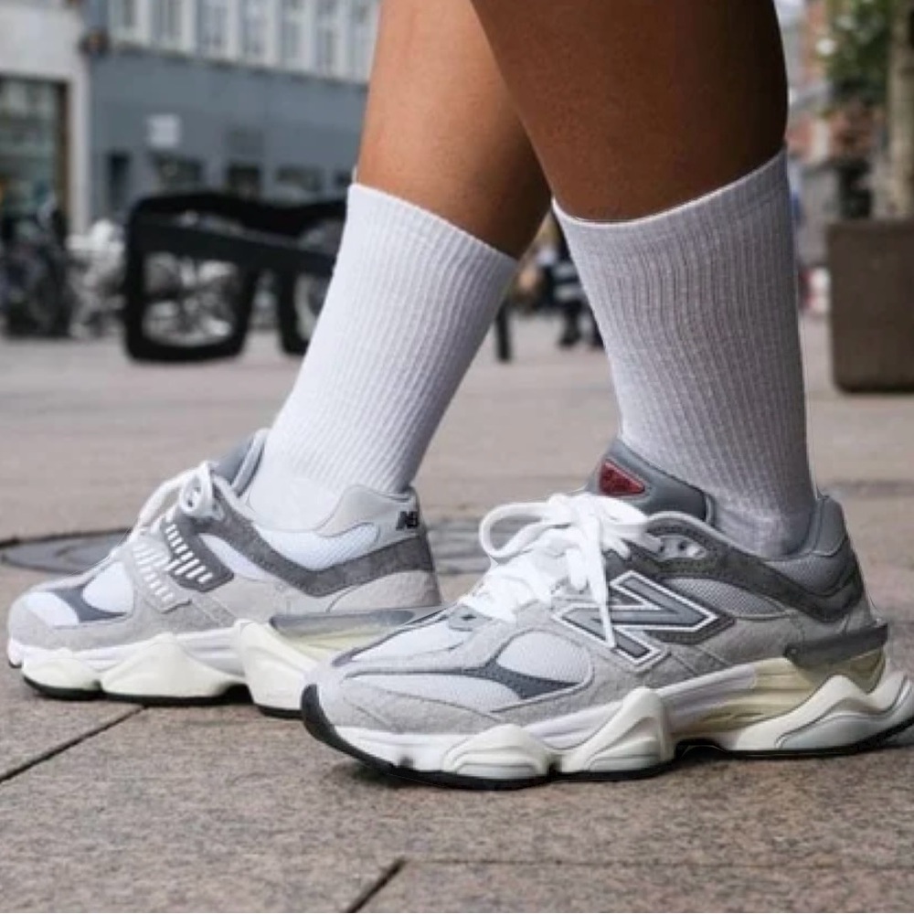 COPY - New Balance 9060 Sneakers